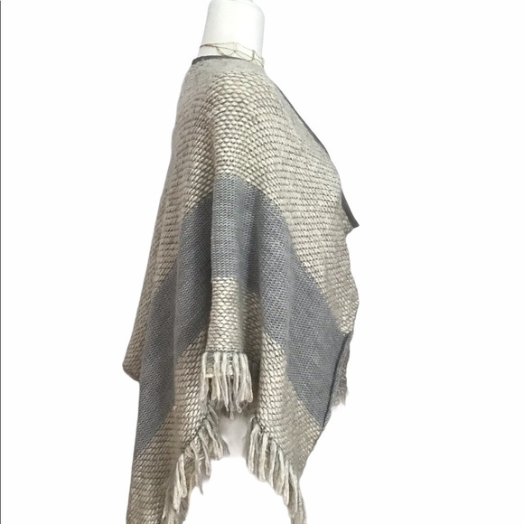 Lauren Vidal Made in Italy Mohair Blend Wrap NWT - Picture 3 of 11